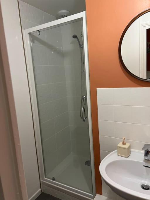Moulins Centre : Appartement N*6 Luaran gambar
